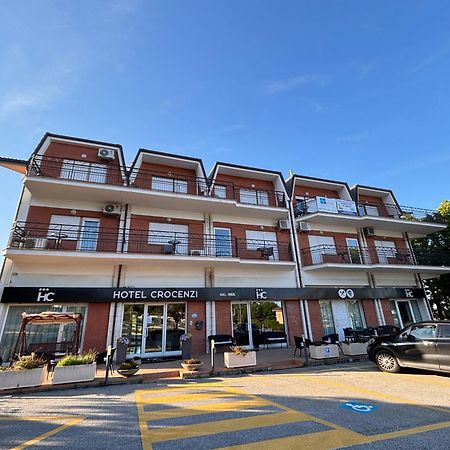 Hotel Crocenzi Сан-Марино Экстерьер фото